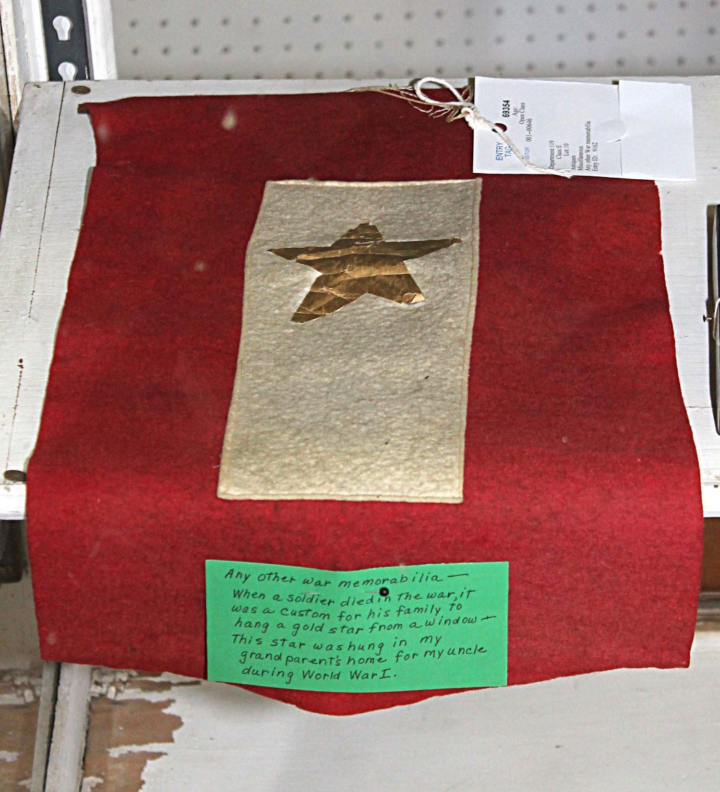 Gold star banner